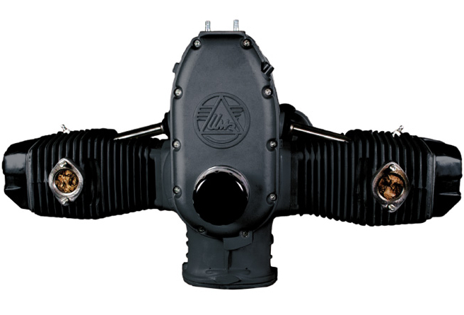 Blacked out engine, gearbox, and drive train. Blacked out engine, gearbox, and drive train.